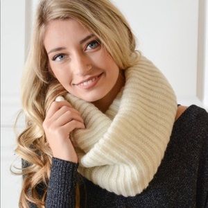 💙New💙 Ribbed Infinity Scarf